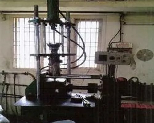 Injection Moulding Press